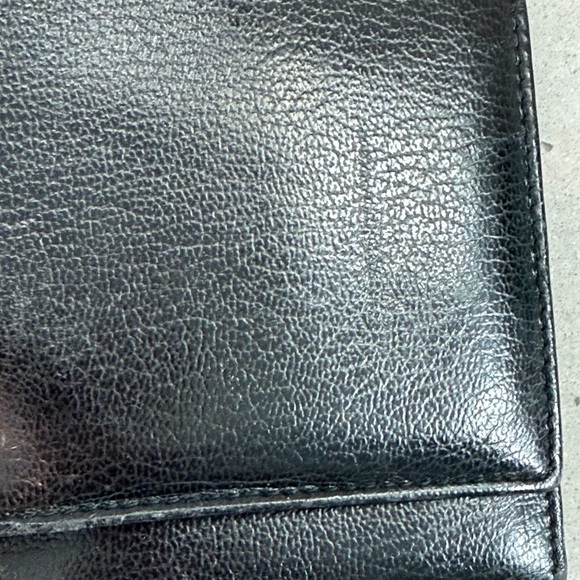 EUC Salvatore Ferragamo Elegant Black Leather wallet - Picture 3 of 10